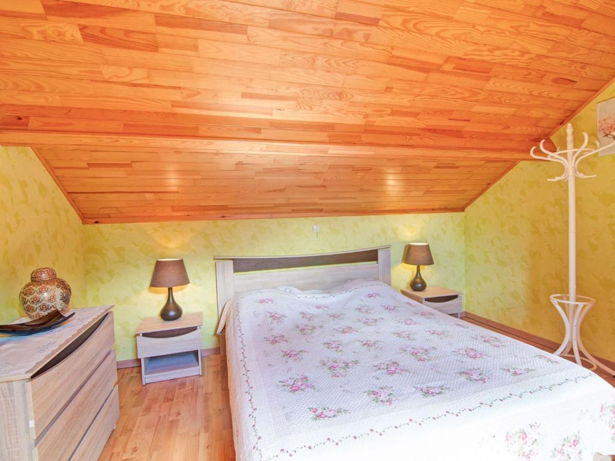 Enjoy A Relaxing Break For Two And Discover Durbuy Biron Rum bild