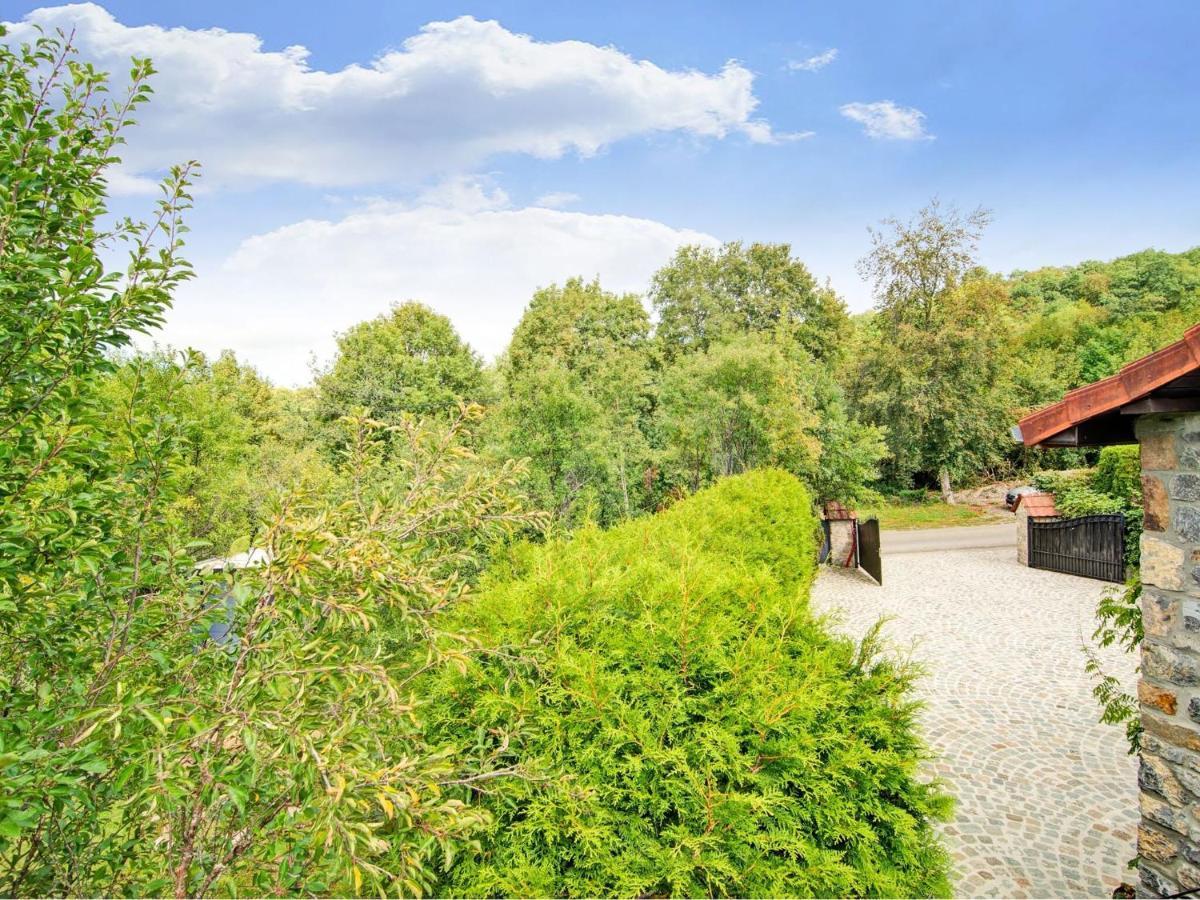 Enjoy A Relaxing Break For Two And Discover Durbuy Biron Rum bild